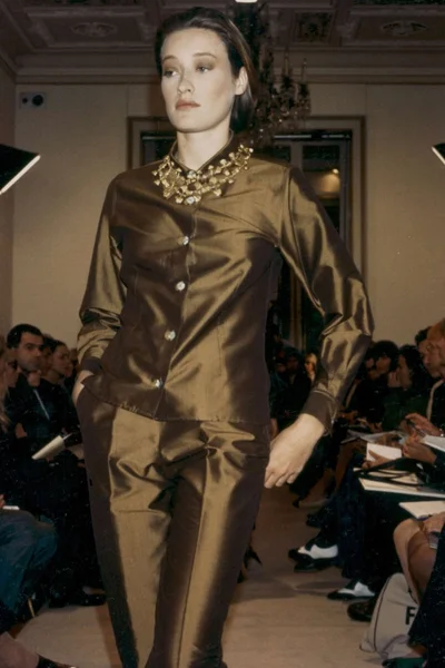 Look 35